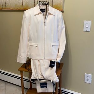 Sag Harbor NWT pant suit